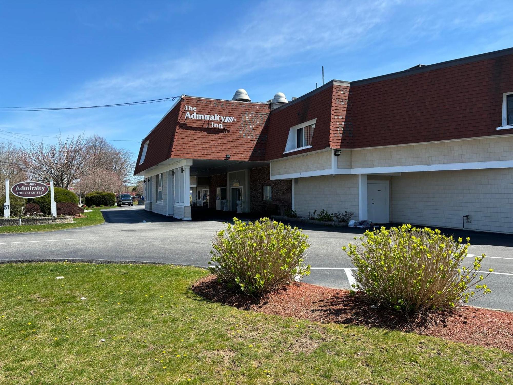 Admiralty Inn & Suites - A Red Collection Hotel Falmouth Exterior photo